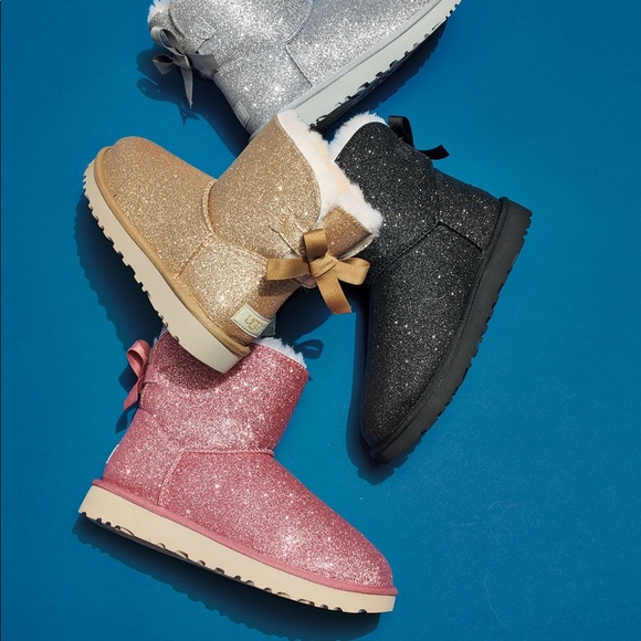 UGG LAST ONE Bailey Bow Rose Pink Glitter Boots - Picture 4 of 8